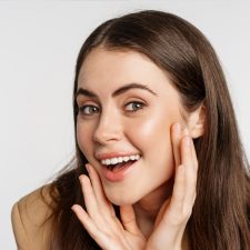 How Does Dental Bonding Improve the Appearance of My Teeth?